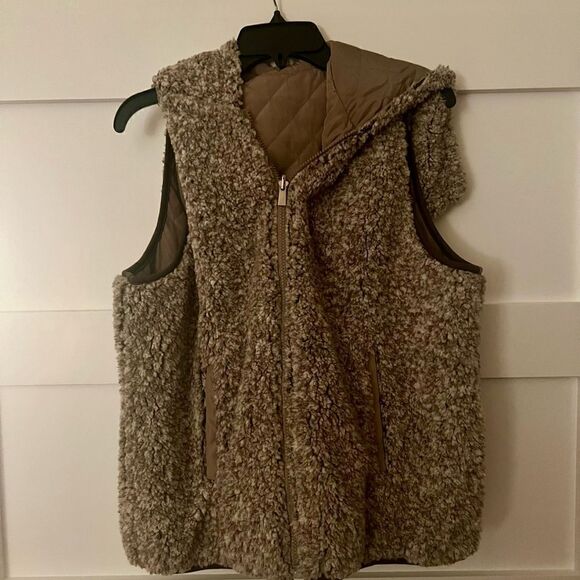 COFFEESHOP Nevaeh Reversible Wubby Vest new - Picture 8 of 16